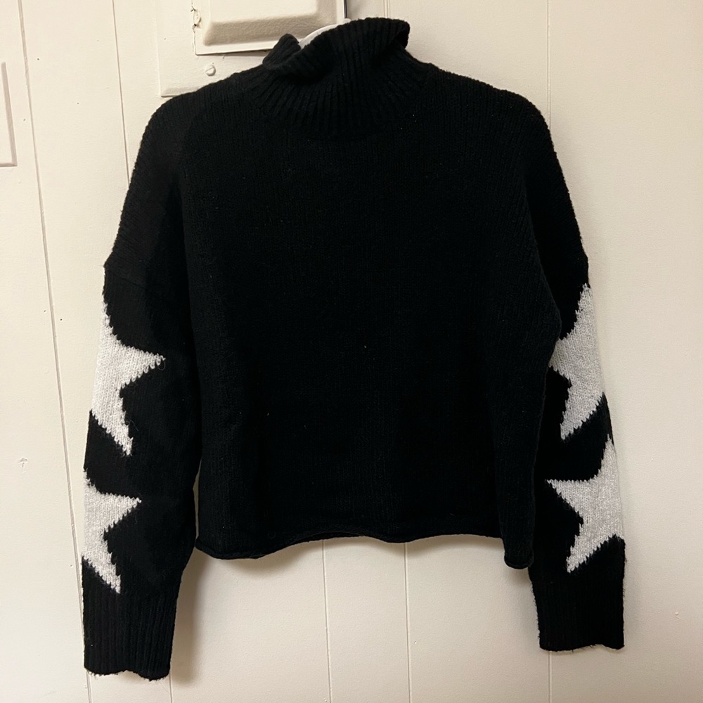 lou & grey star sleeve sweater